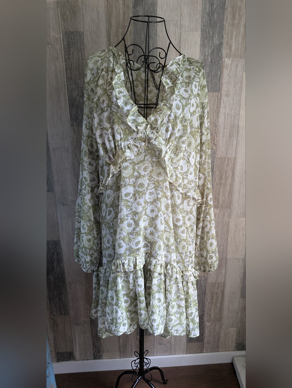 Lovely Grey Dress NWT Xl